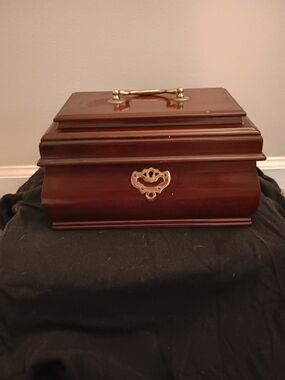 Bombay Co  Wood Jewelry Box 1989 Stamp on bottom.  Good Condition